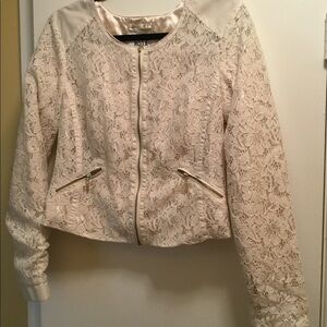 Vero Moda Ivory Lace Zip-Up Bomber - Elegance! NWOT